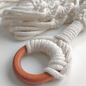 Kwietnik wiszący makrama ecru