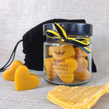 Woski pszczele do kominka